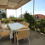 Apartmán With Parking Space - Hvar - 8802 *