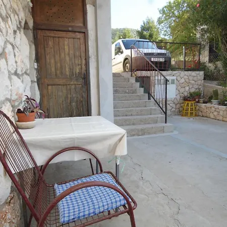 With A Parking Space Zavala, Hvar - 8802 Apartment Zavala