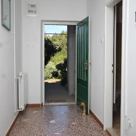Apartment With A Parking Space Zavala, Hvar - 8802 *