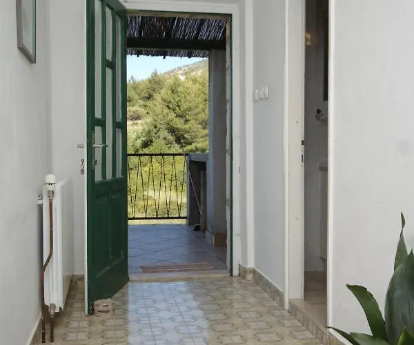 Appartement With Parking Space - Hvar - 8802